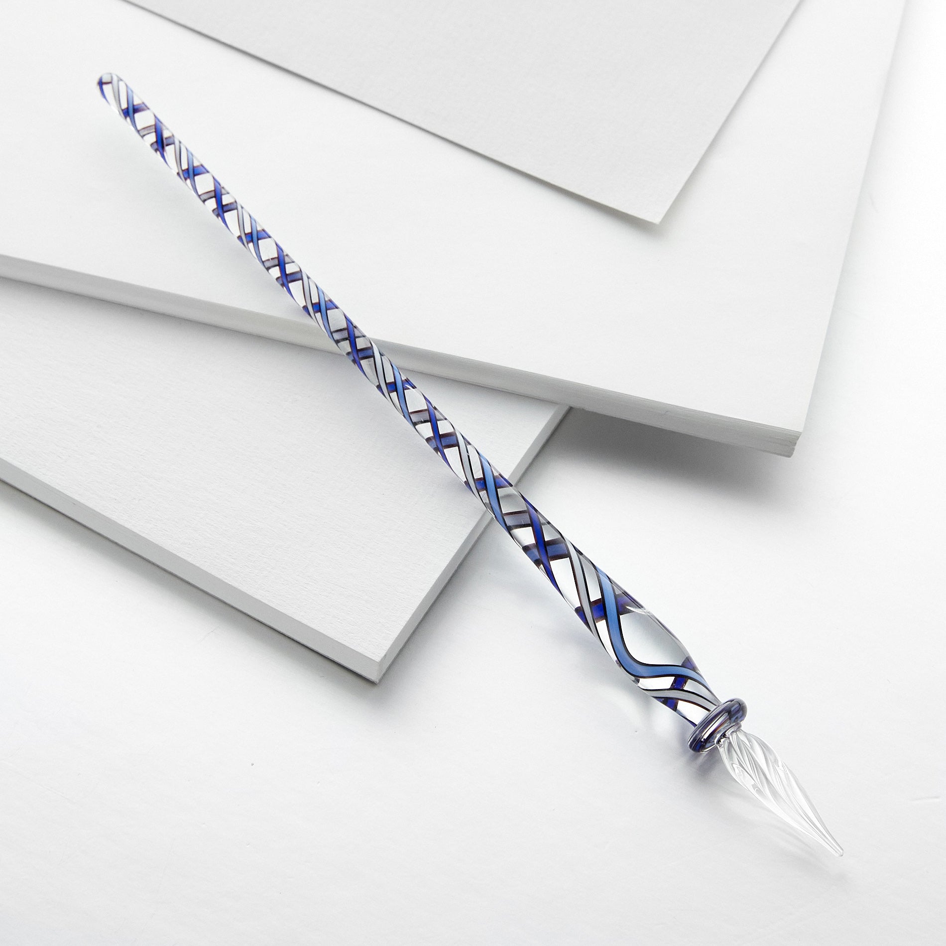Drillog reinvents the glass dip pen