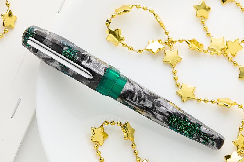 BENU AstroGem Fountain Pen - Leto