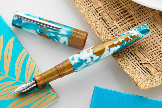 BENU Euphoria Fountain Pen - Blue Hawaiian