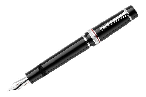 Delta DV Original Oversize Fountain Pen - Magnifica