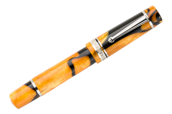 Delta DV Original Oversize Fountain Pen - Masterpiece