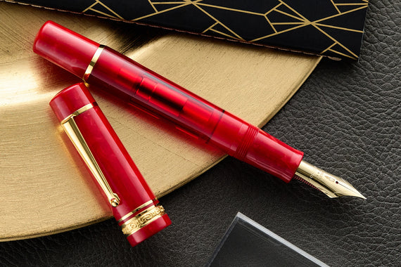 Delta DV Original Mid-Size Fountain Pen - Nobile (Limited Edition)