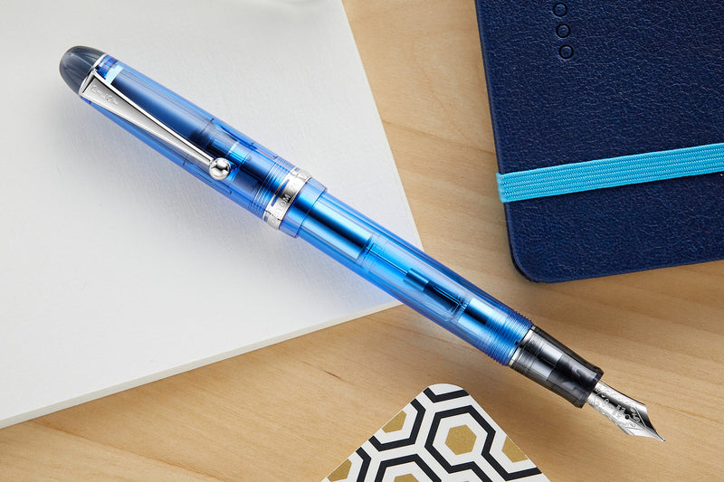 (Bottom Shelf) Pilot Custom 74 Fountain Pen - Blue