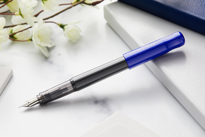 Pilot Kakuno Fountain Pen - Blue/Gray