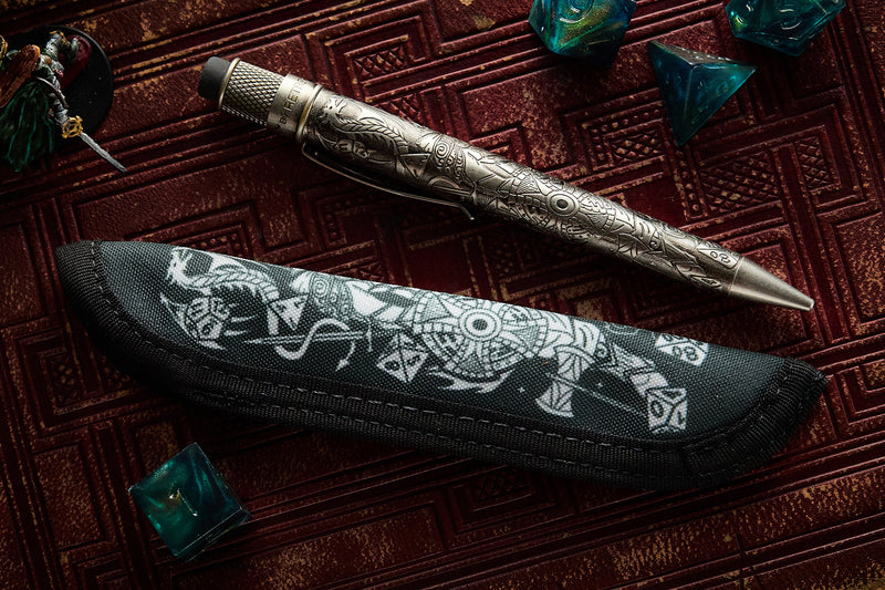 Retro 51 x Rickshaw Bagworks 1 Pen Sleeve - Fire & Dice 2e: Fighter