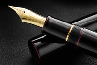 Sailor King of Pens Tamenuri Fountain Pen - Kuro-beni (Limited Edition)