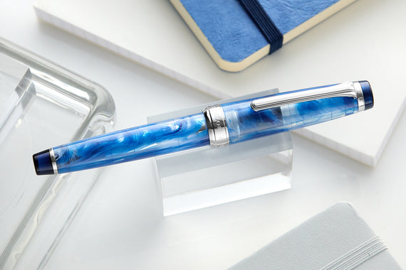 Sailor Veilio Fountain Pen - Blue (Limited Production)