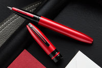 Sheaffer Icon Fountain Pen - Red/Black