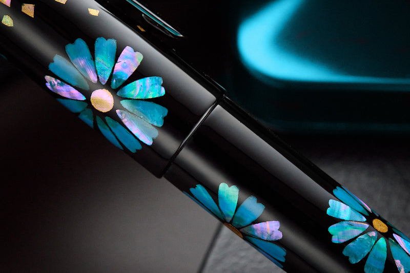 TACCIA Miyabi Bon-Bori Fountain Pen - Blue Daisies (Limited Edition)