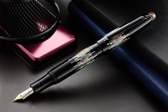 TACCIA Miyabi Bonbori Stardust Raden Fountain Pen - Twilight Shimmer (Limited Edition)