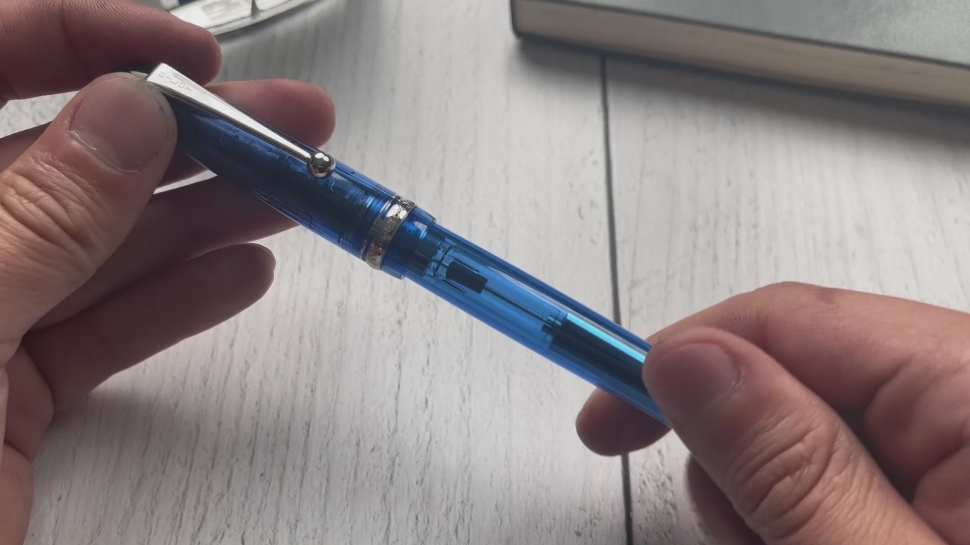 HC317414 - PILOT V4 Disposable Fountain Pens - Blue - Pack of 12