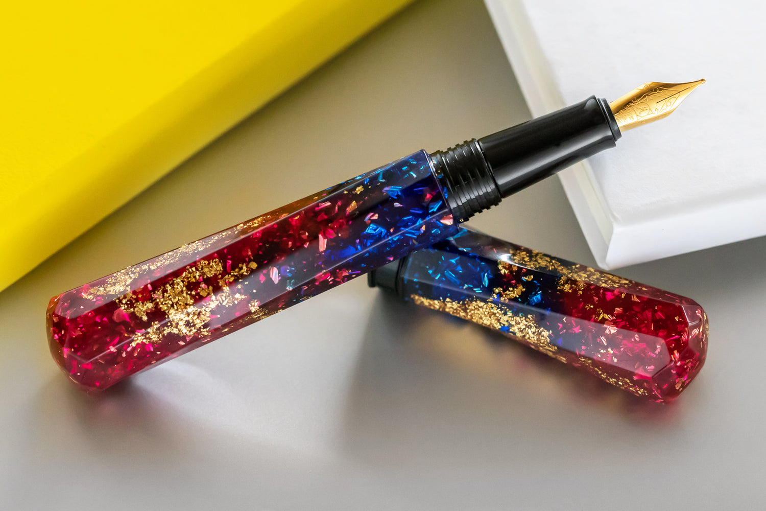 X \ Goulet Pens على X: Glow-in-the-dark resin fountain pens with a  twisting helical design, sparkles, and a #6 nib! We are pleased to  introduce the BENU Grand Scepter pens