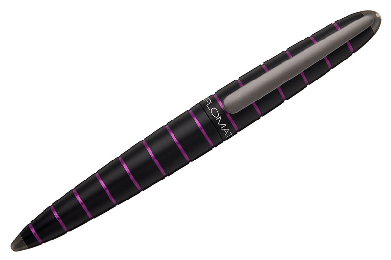 Diplomat Elox Fountain Pen - Ring Black/Purple