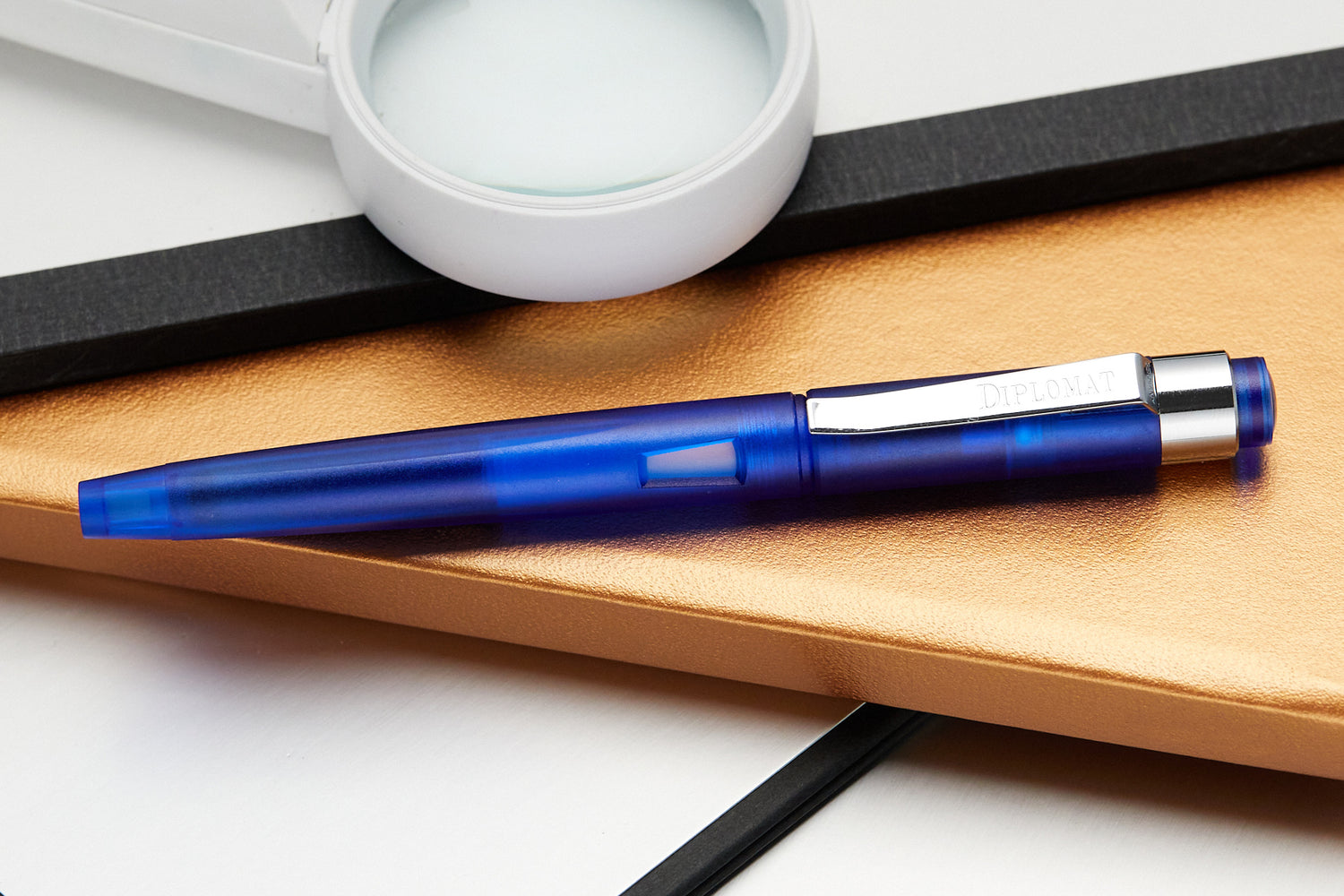 Diplomat Magnum Fountain Pen - Demo Blue - The Goulet Pen Company