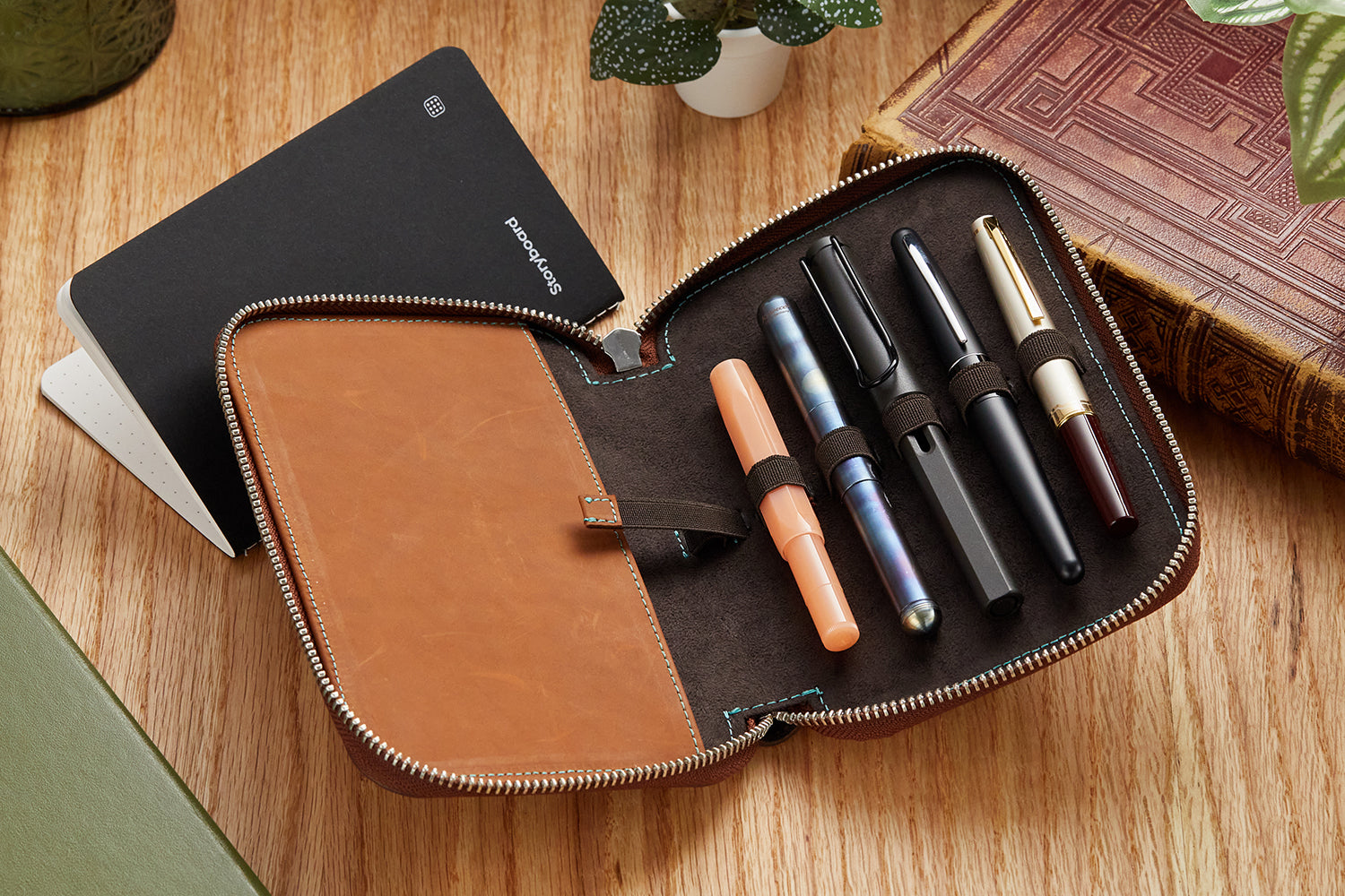 Endless Companion Leather Adjustable Pen Pouch - 3 Pens Brown - Goldspot  Pens