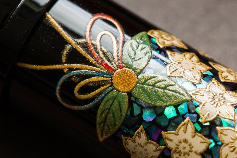 Namiki Yukari Maki-e Fountain Pen - Herb Decoration