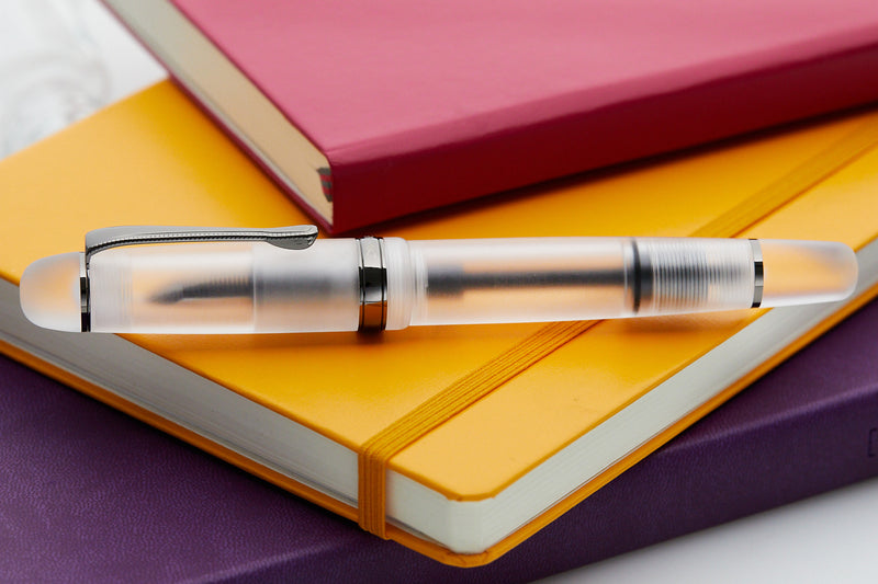 Opus 88 Jazz Fountain Pen - Holiday