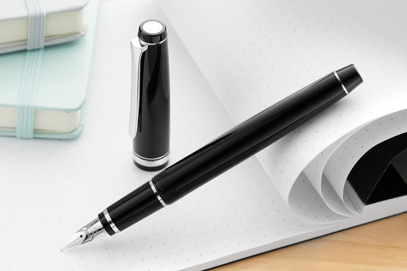 Pilot Falcon Fountain Pen - Black/Rhodium