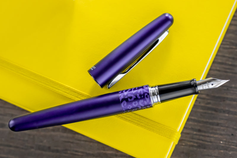 Pilot Metropolitan Fountain Pen - Violet Leopard