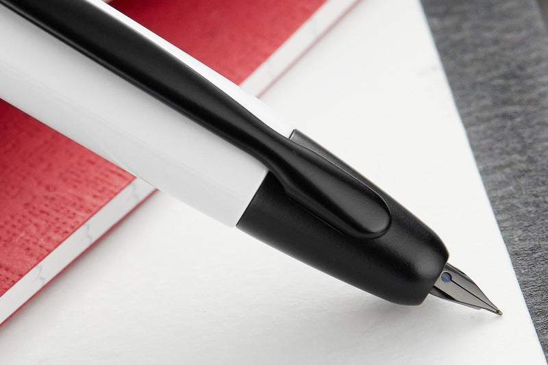 Pilot Vanishing Point Fountain Pen - White/Black