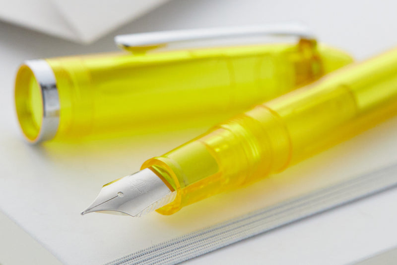 Sailor Compass 1911 Fountain Pen - Transparent Yellow