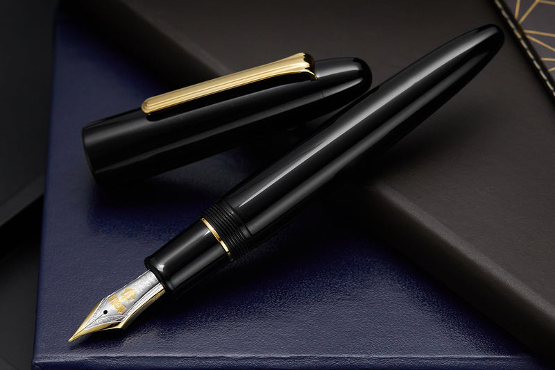 Sailor 1911 King of Pens Naginata Togi Fountain Pen - Black Ebonite ...