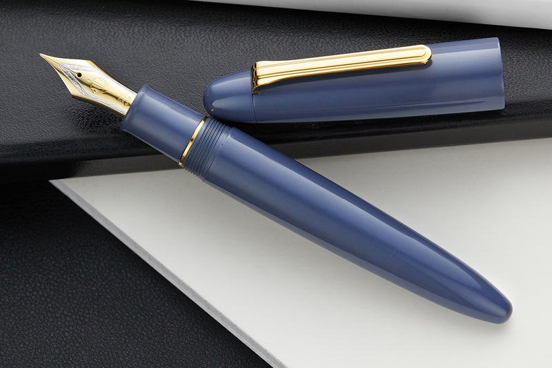 Sailor 1911 King of Pens Color Urushi Ebonite Fountain Pen - Smoke Gray